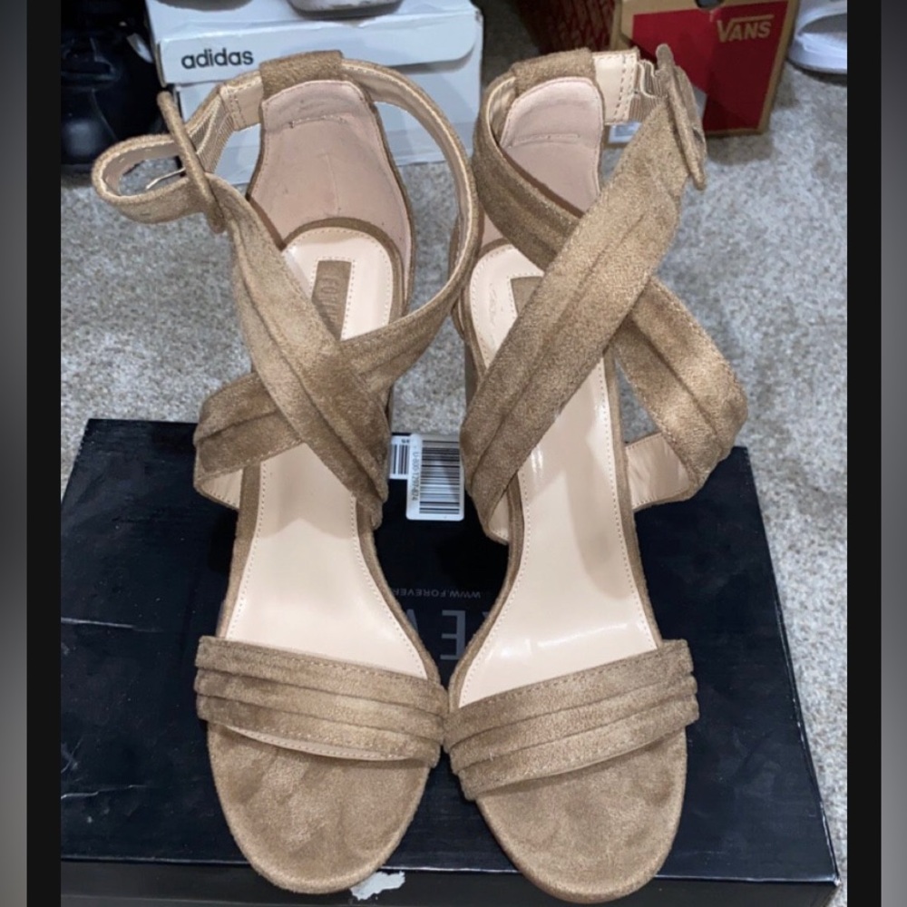 Women’s shoes
